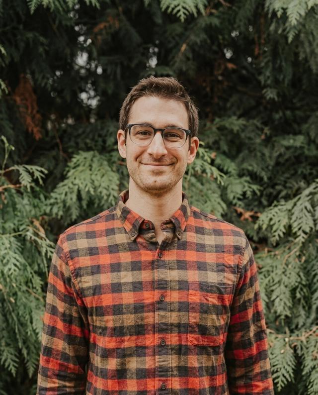 Alex G.