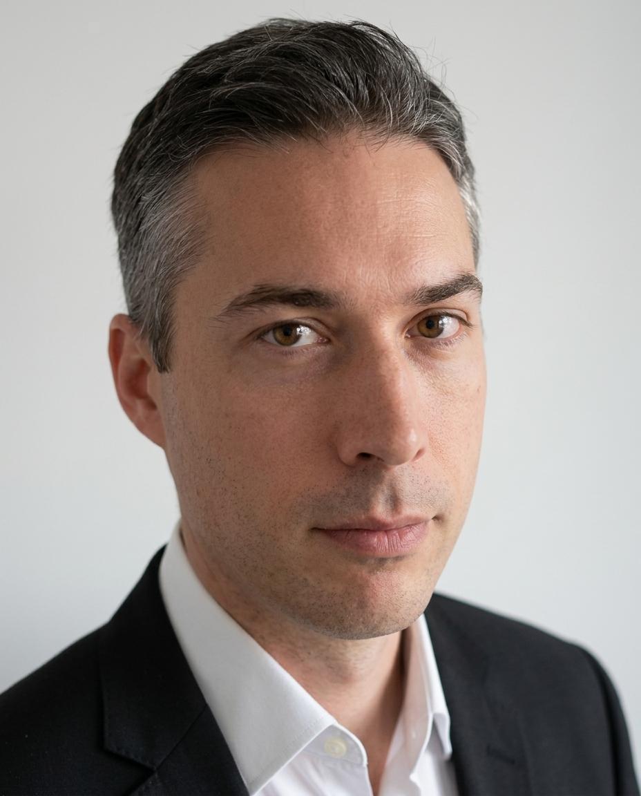 Alex Stoyanov
