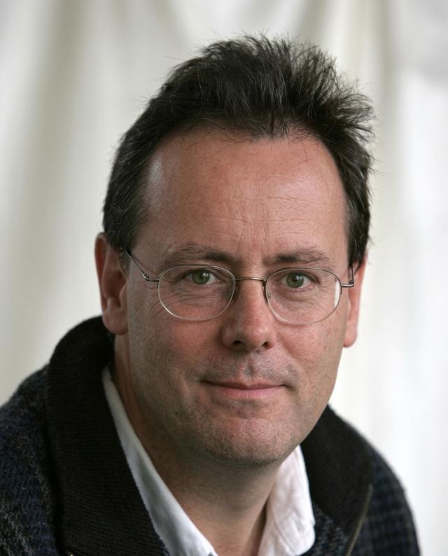 Dr Dan Plesch