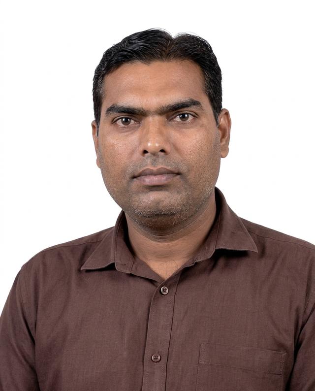 Dr Kamlesh Kumar Maurya