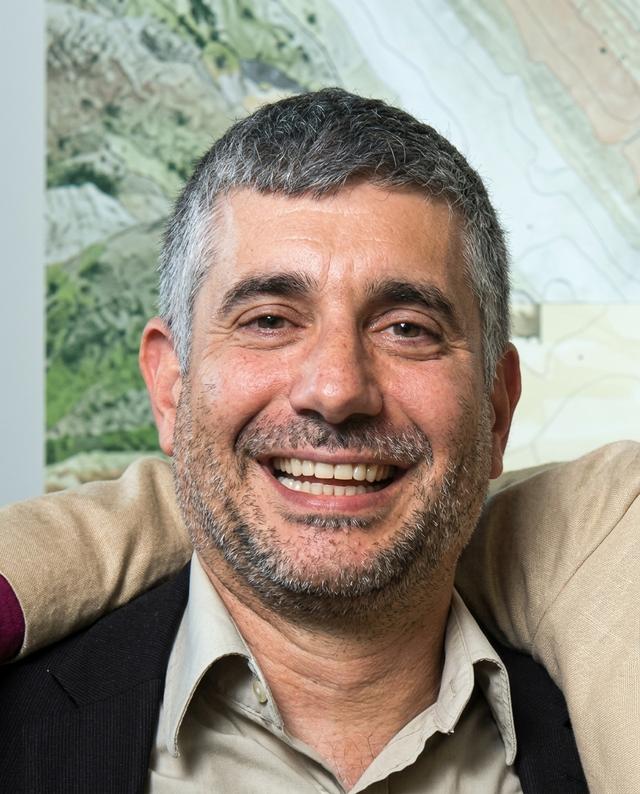 Dr. Ram Neta
