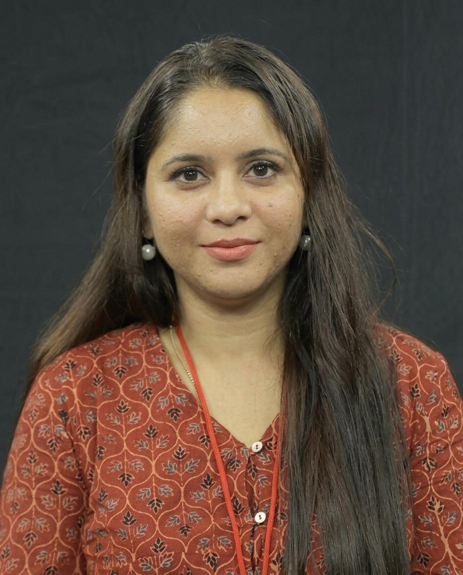 Prof. (Dr) Pooja Bhatt