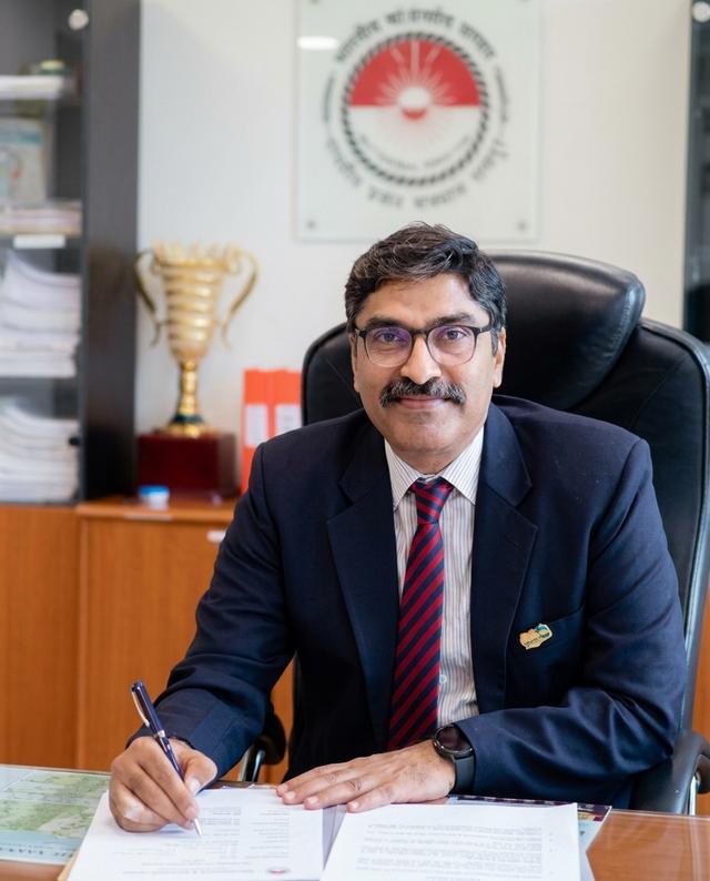 Dr. Ram Kumar Kakani
