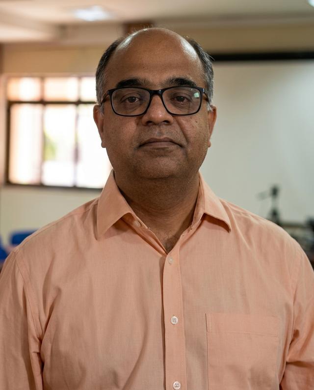 Prof. Rohit Kapoor